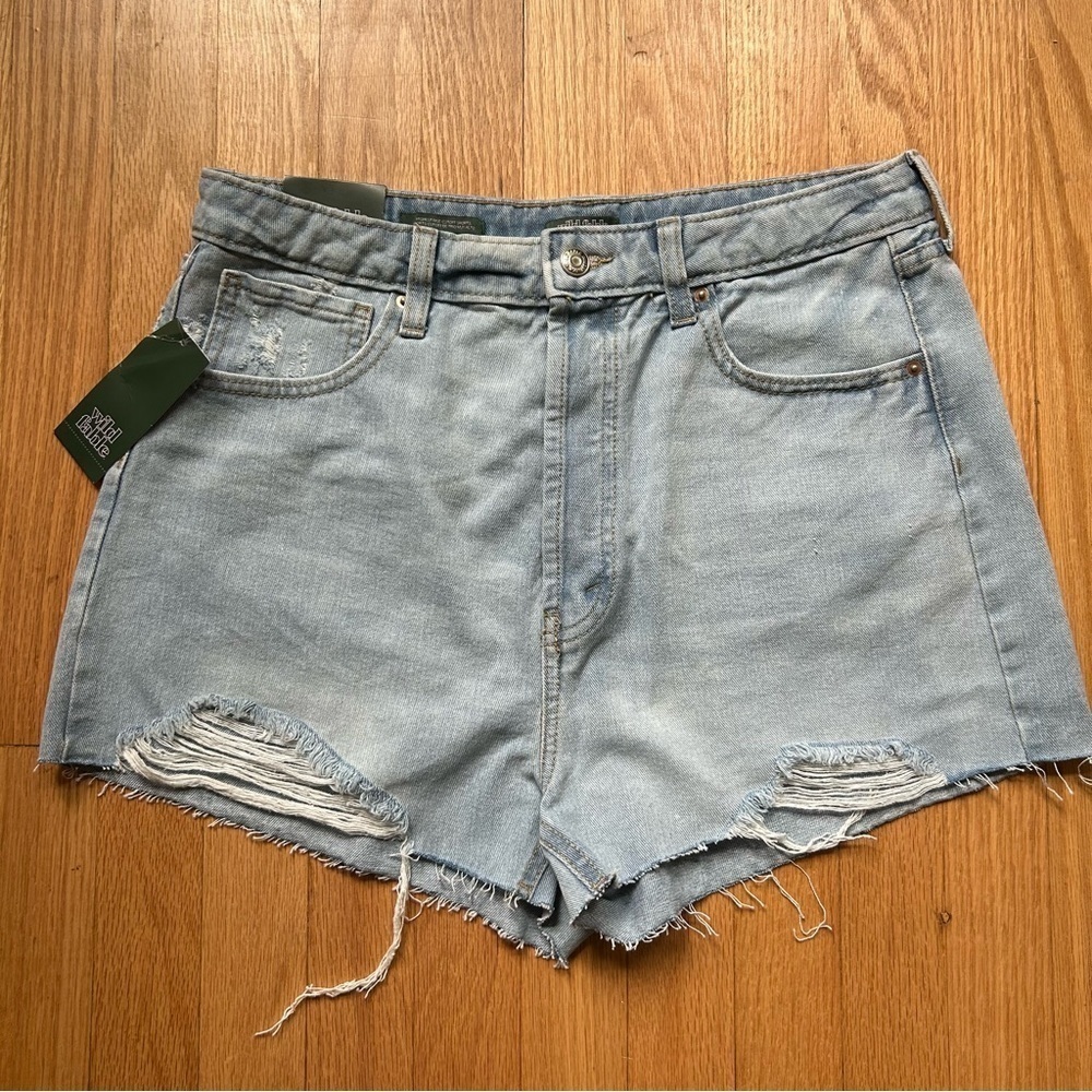 NWT Wild Fable High Rise Cut Off Denim Shorts Size 12/31